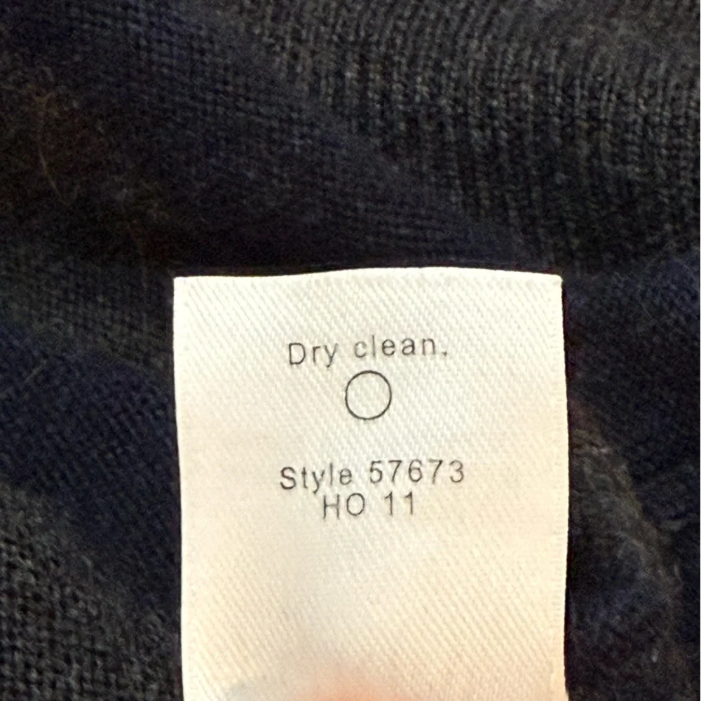 J.‎ Crew 100% Merino Wool Sweater V-Neck Stripe Preppy Business Casual Men’s S